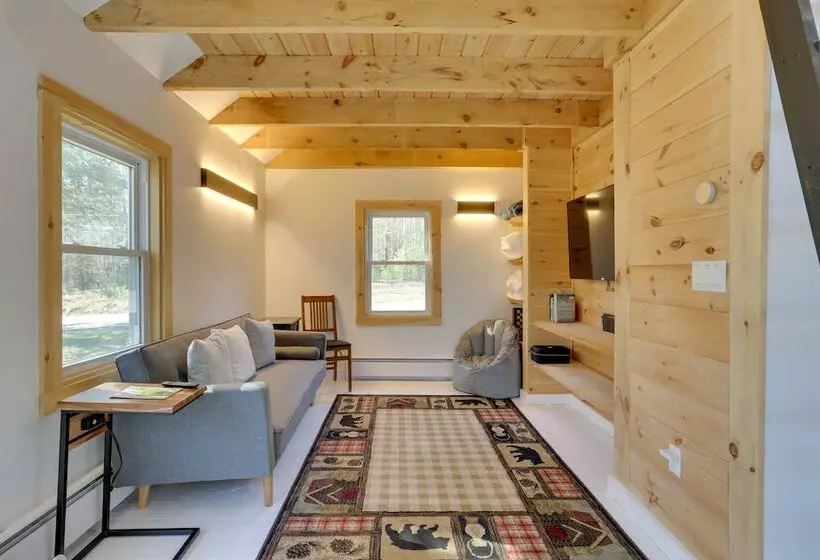 Cozy Catskills Tiny Home ~ 3 Mi To Bethel Woods!