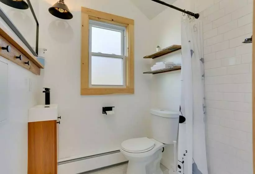 Cozy Catskills Tiny Home ~ 3 Mi To Bethel Woods!