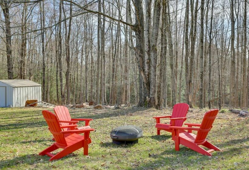 Cozy Catskills Tiny Home ~ 3 Mi To Bethel Woods!