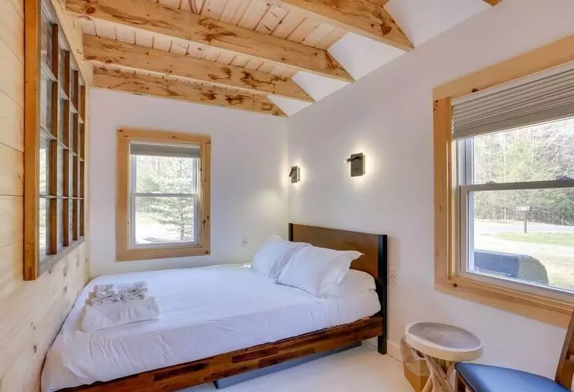 Cozy Catskills Tiny Home ~ 3 Mi To Bethel Woods!