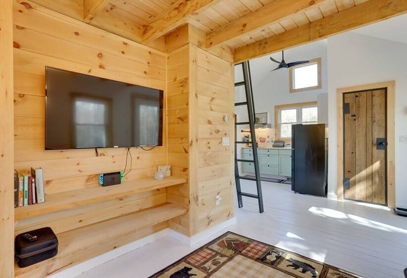 Cozy Catskills Tiny Home ~ 3 Mi To Bethel Woods!
