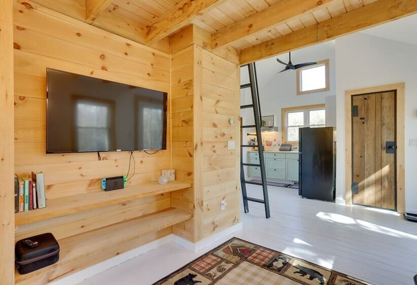 Cozy Catskills Tiny Home ~ 3 Mi To Bethel Woods!