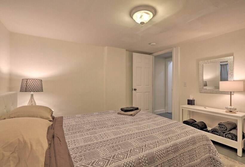 Cozy Lambertville Abode In The Heart Of Downtown!