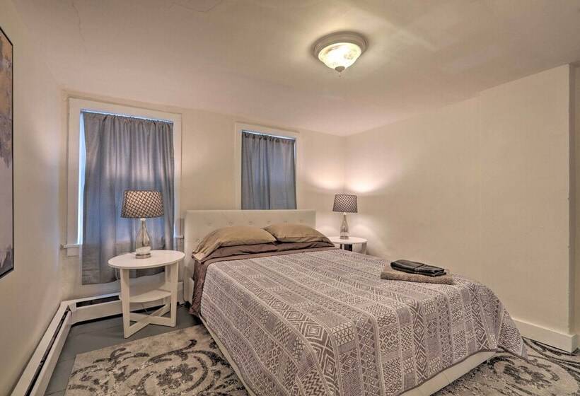 Cozy Lambertville Abode In The Heart Of Downtown!