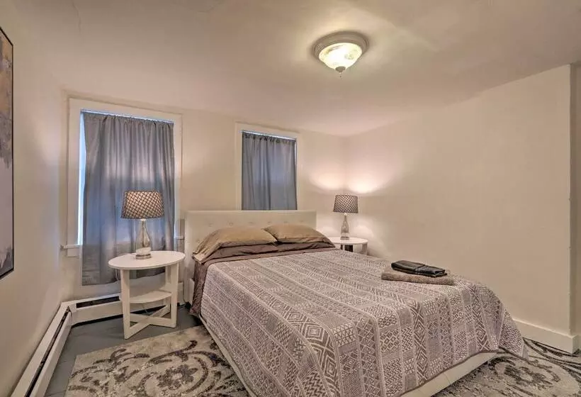 Cozy Lambertville Abode In The Heart Of Downtown!