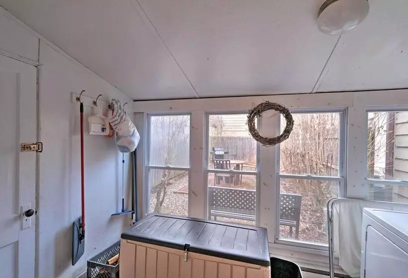 Cozy Lambertville Abode In The Heart Of Downtown!