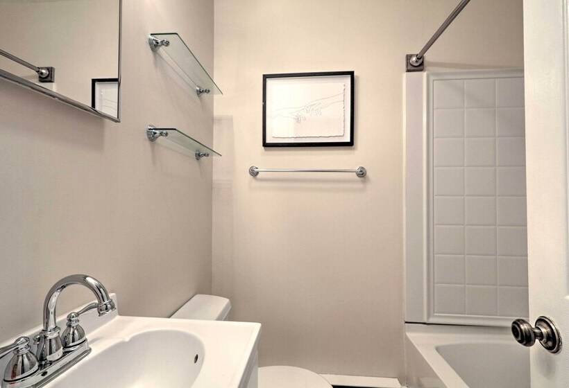 Cozy Lambertville Abode In The Heart Of Downtown!