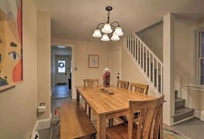 Cozy Lambertville Abode In The Heart Of Downtown!