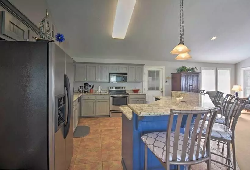 Fish At Canalfront Bay St Louis Home   Dock & Deck