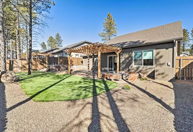 Flagstaff Oasis W/ Hot Tub   3 Mi To Downtown!