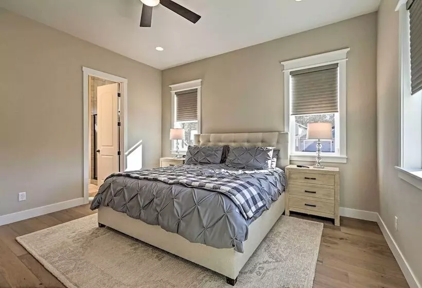 Flagstaff Oasis W/ Hot Tub   3 Mi To Downtown!