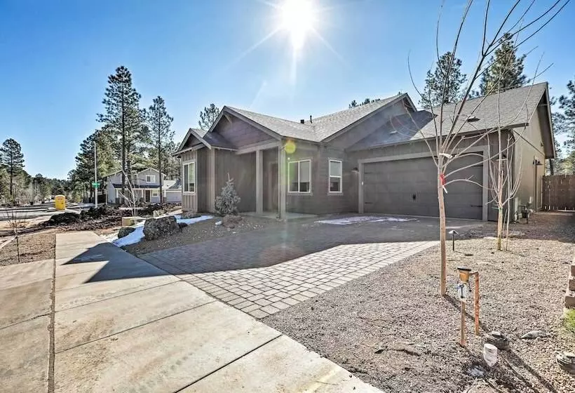 Flagstaff Oasis W/ Hot Tub   3 Mi To Downtown!