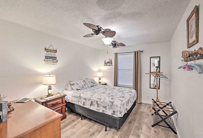 Fort Worth Home < 1 Mi To Eagle Mountain Lake