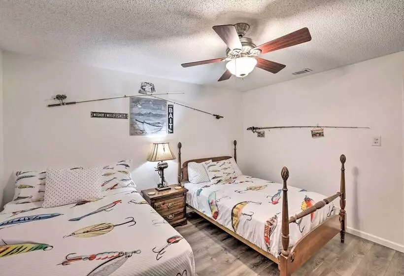 Fort Worth Home < 1 Mi To Eagle Mountain Lake