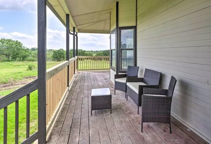 Gingerland Ranch In Del Valle: Game Room & Porch