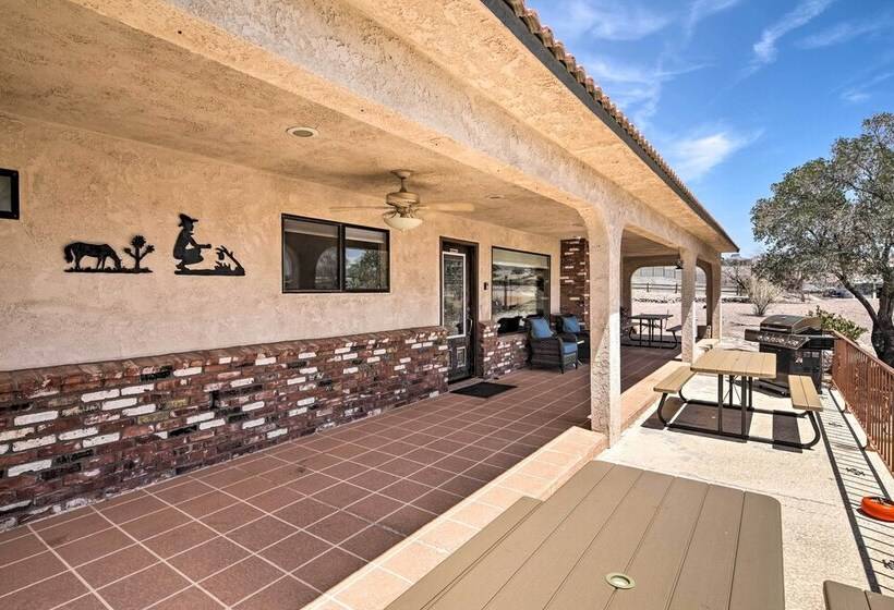 Bullhead City Home W/ Private Pool, Hot Tub & View