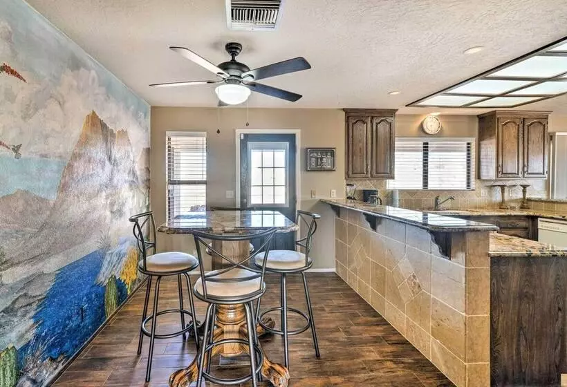 Bullhead City Home W/ Private Pool, Hot Tub & View