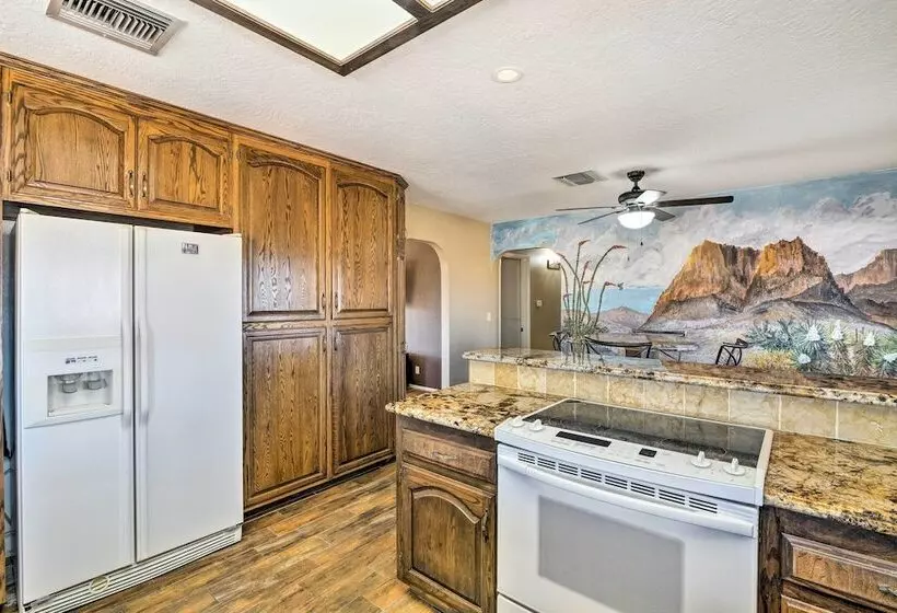 Bullhead City Home W/ Private Pool, Hot Tub & View