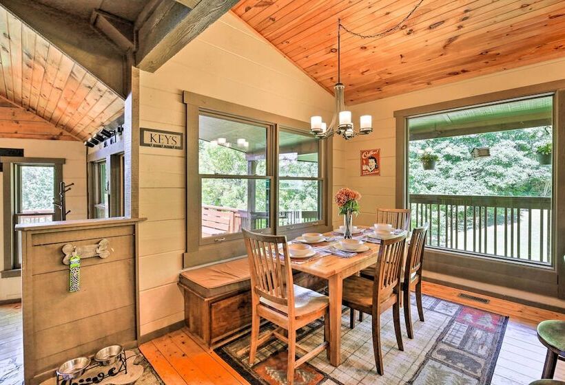 Ski, Hike, & Visit Vineyards: Banner Elk Cabin