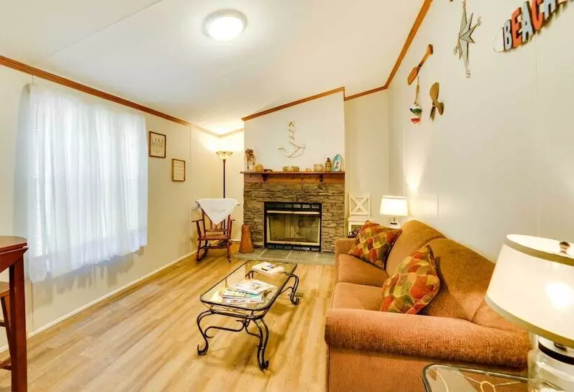 Kentucky Lakeside Home W/ Deck   20 Mi To Lbl!