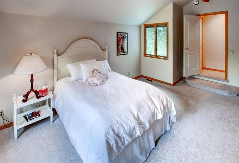 Lavish Charlevoix Home On Lake Michigan, Fire Pit