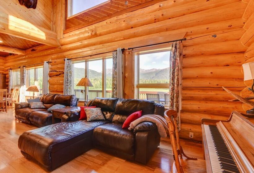 Legacy Mountain Lodge On 40 Acre Ranch W/ Views!