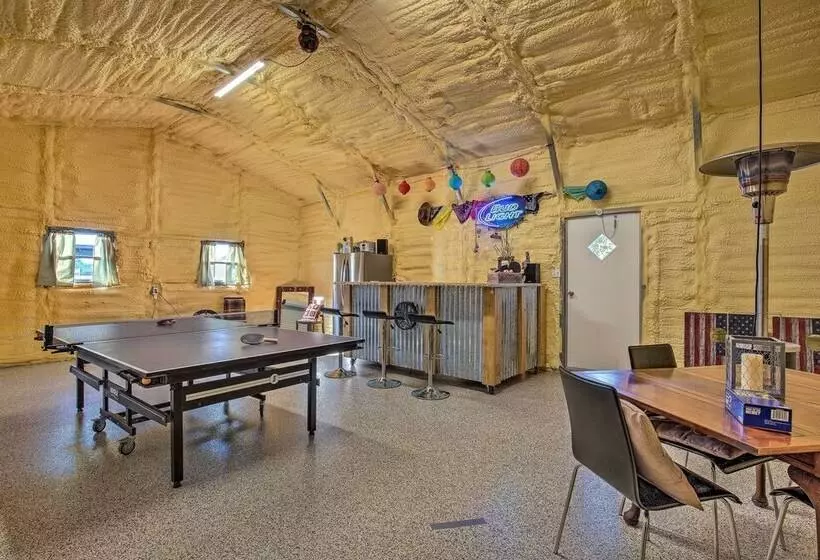 Little Lucky Star  W/ Pond, Boat & Pasture View!