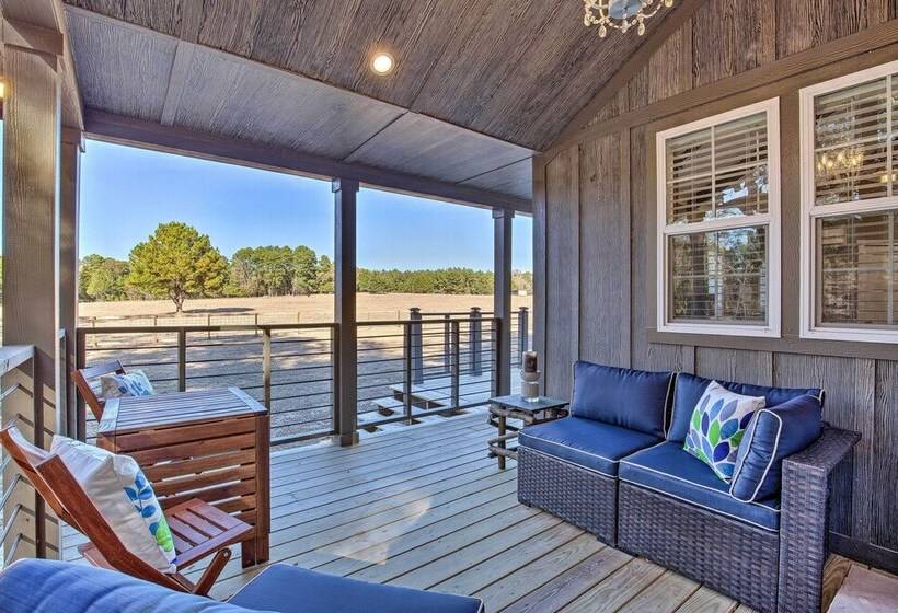 Little Lucky Star  W/ Pond, Boat & Pasture View!