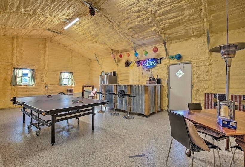 Little Lucky Star  W/ Pond, Boat & Pasture View!