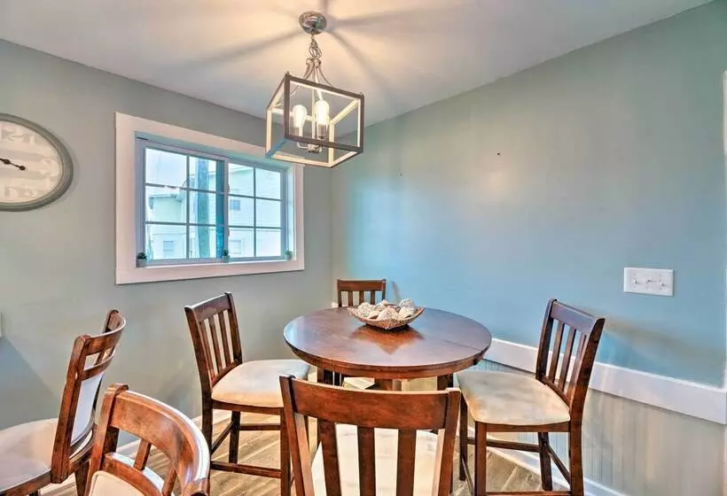 Luxe  Cozy Crab Shack  W/ Porch In Indian Beach!