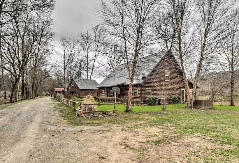 Marfly Retreat    Remote White River Getaway!