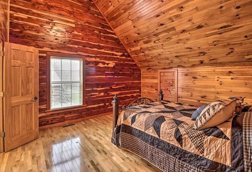 Marfly Retreat    Remote White River Getaway!