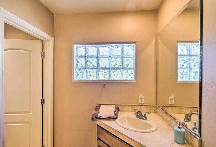 Mesa Home W/ Private Yard & Pool: 2 Mi To Downtown