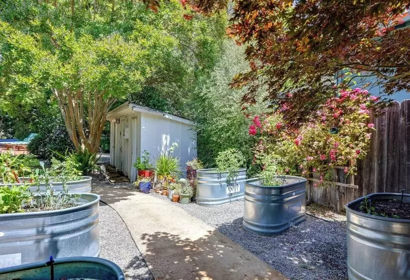 Novato Getaway: Pool, Hot Tub, Near Sf Bay!