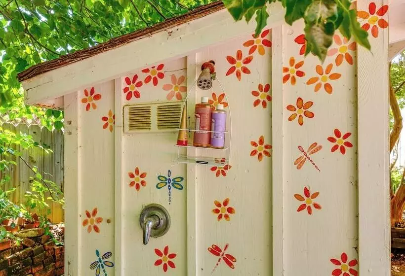 Novato Getaway: Pool, Hot Tub, Near Sf Bay!