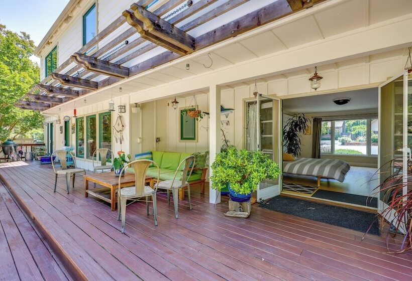 Novato Getaway: Pool, Hot Tub, Near Sf Bay!