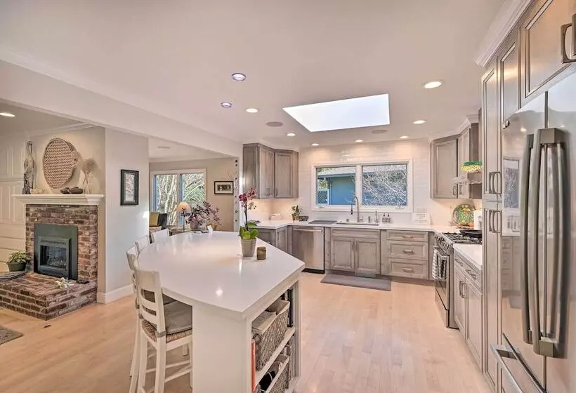 Novato Getaway: Pool, Hot Tub, Near Sf Bay!