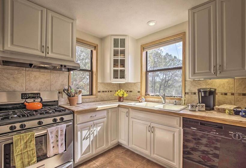 Artist S Retreat W/ Pecos National Park Views!