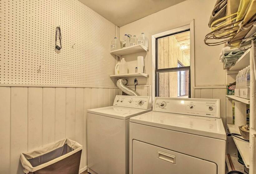 Artist S Retreat W/ Pecos National Park Views!