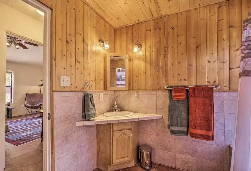 Artist S Retreat W/ Pecos National Park Views!