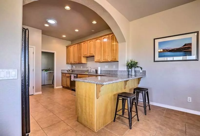 Pet Friendly Page Adobe ~ 3 Mi To Lake Powell!