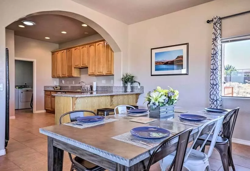 Pet Friendly Page Adobe ~ 3 Mi To Lake Powell!