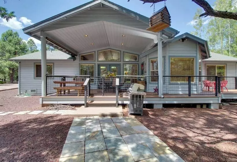 Pinetop Golf Course Home: Furnished Deck & Views!