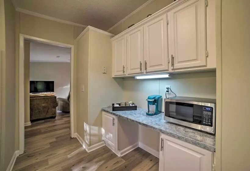 Stanardsville Cabin Rental ~ 24 Mi To Shenandoah!