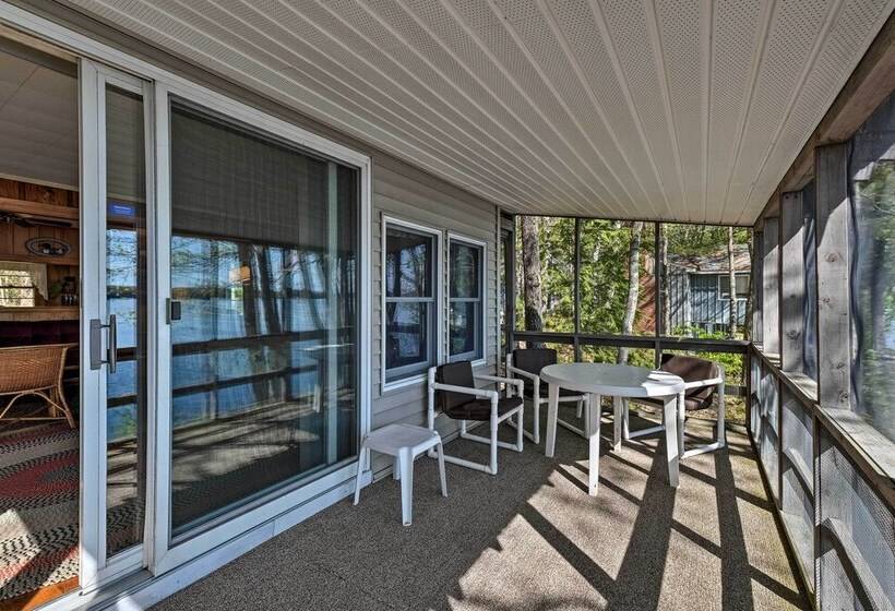 Quaint Cottage With Dock On Annabessacook Lake!