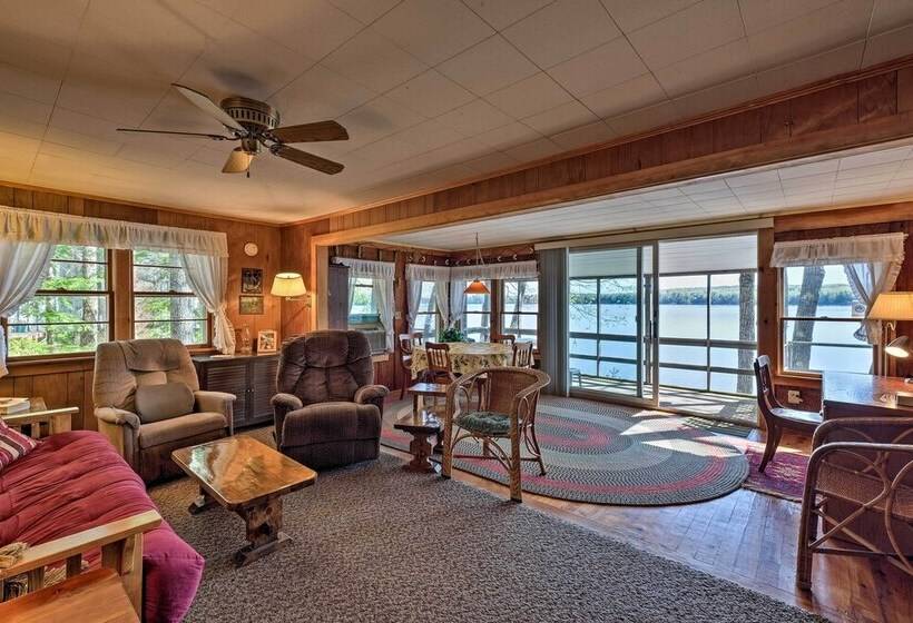 Quaint Cottage With Dock On Annabessacook Lake!