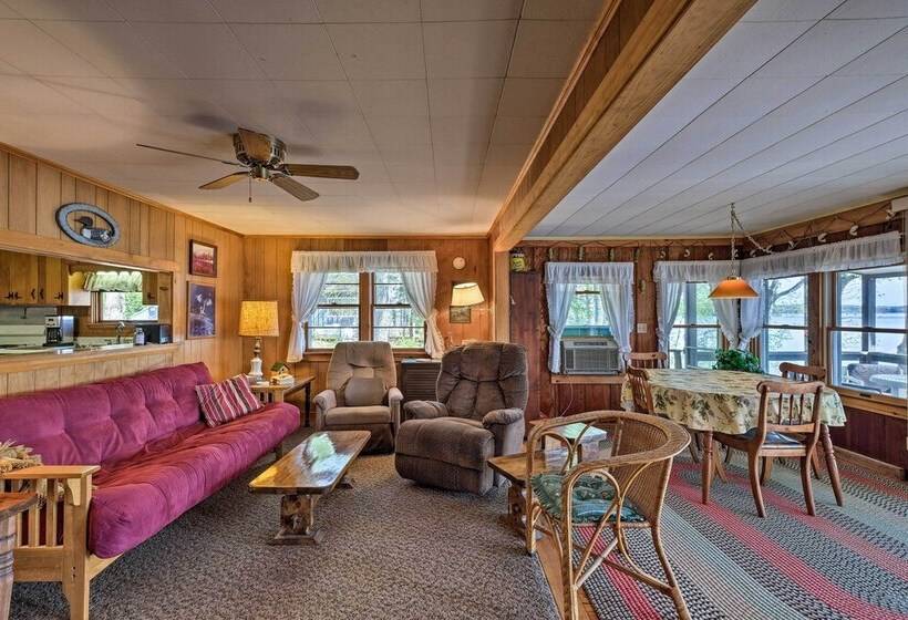 Quaint Cottage With Dock On Annabessacook Lake!