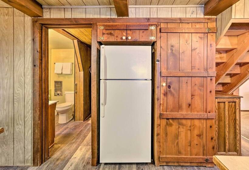 Quaint + Rustic A Frame < 5 Mi To Plumas Eureka!