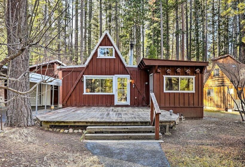 Quaint + Rustic A Frame < 5 Mi To Plumas Eureka!