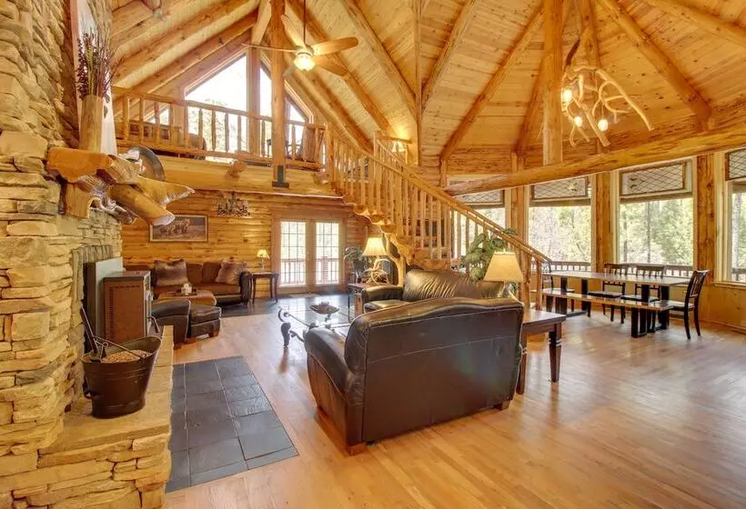 Lakeside Cabin On 2 Acres W/ Fire Pit + Hot Tub!